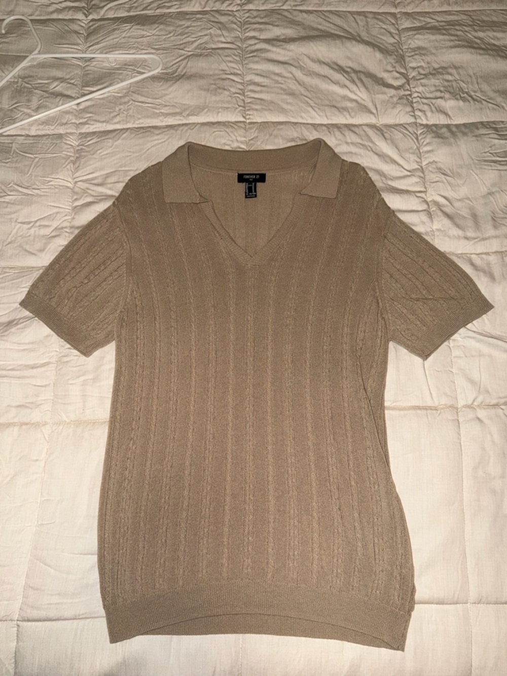 Forever 21 Men V-Neck Short Sleeve Ribbed Sweater in Taupe